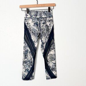 Lululemon Never Still Crop Tight Wildwood 4 Blue White Leggings